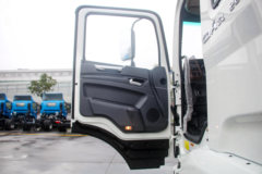 江淮 格尔发A5L中卡 220马力 4X2 6.8米厢式载货车(HFC5181XXYP3K2A50DS)