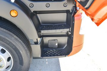 �й����� HOWO TX 350���� 6X2 7.8����ʽ�ػ���ͼƬ