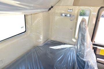 �й����� HOWO TX 350���� 6X2 7.8����ʽ�ػ���ͼƬ