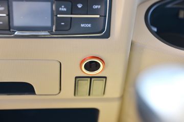 �й����� HOWO TX 350���� 6X2 7.8����ʽ�ػ���ͼƬ