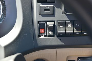 �й����� HOWO TX 350���� 6X2 7.8����ʽ�ػ���ͼƬ