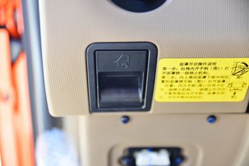 �й����� HOWO TX 350���� 6X2 7.8����ʽ�ػ���ͼƬ