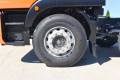 中国重汽 HOWO TX 350马力 6X2 7.8米厢式载货车