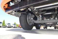 中国重汽 HOWO TX 350马力 6X2 7.8米厢式载货车