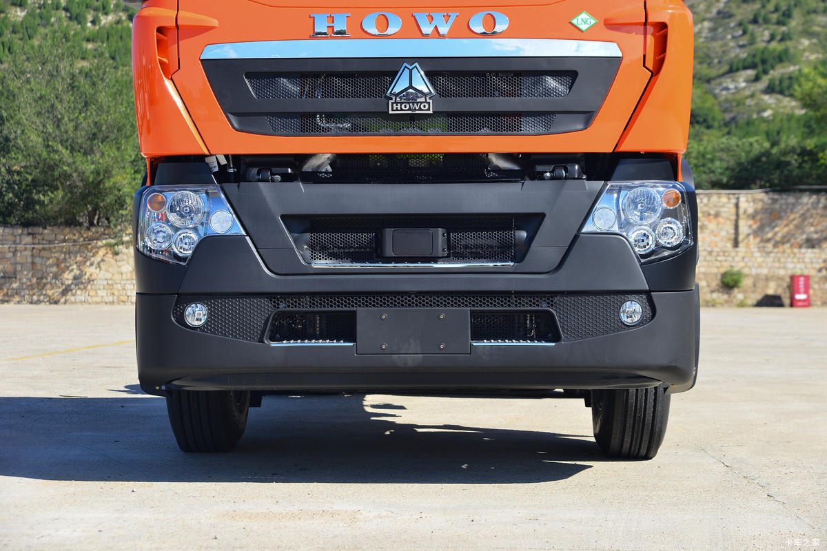 й HOWO TX7ؿ 480 6X4 LNGǣ                                                