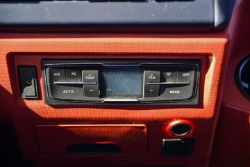 �й����� HOWO TX7�ؿ� 480���� 6X4 LNGǣ����ͼƬ