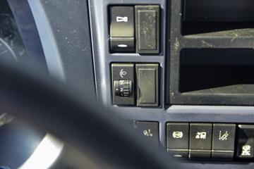 �й����� HOWO TX7�ؿ� 480���� 6X4 LNGǣ����ͼƬ