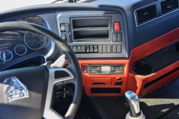 �й����� HOWO TX7�ؿ� 480���� 6X4 LNGǣ����ͼƬ