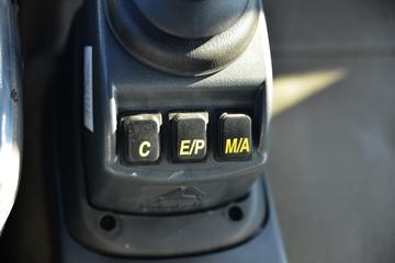 �й����� HOWO TX 350���� 6X2 7.8��AMT�Զ�����ʽ�ػ���(Ϋ��)ͼƬ