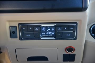 �й����� HOWO TX 350���� 6X2 7.8��AMT�Զ�����ʽ�ػ���(Ϋ��)ͼƬ