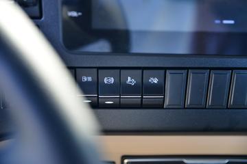 �й����� HOWO TX 350���� 6X2 7.8��AMT�Զ�����ʽ�ػ���(Ϋ��)ͼƬ