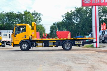 重汽豪沃轻卡底盘&nbsp;清障车外观图片