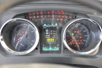 �й�����HOWO ���� 140���� 4X2 ƽ�����䳵(����)(ZZ5047TPBH3315F145H)ͼƬ