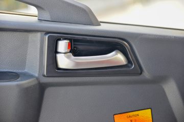 �й�����HOWO ���� 140���� 4X2 ƽ�����䳵(����)(ZZ5047TPBH3315F145H)ͼƬ