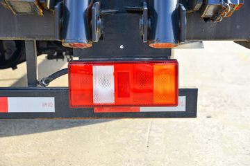 �й�����HOWO ���� 140���� 4X2 ƽ�����䳵(����)(ZZ5047TPBH3315F145H)ͼƬ