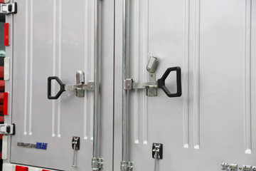 ŷ���� ����HS 4.5T 4.14�׵��Ų��ʽ��϶�����ʽ�Ῠ14.016kWhͼƬ