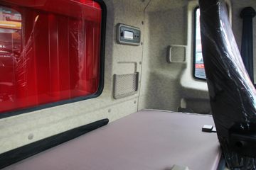 ���� �����A5X���п� 220���� 4X2 9.8����ʽ�ػ���ͼƬ
