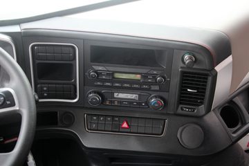 ���� �����A5X���п� 220���� 4X2 9.8����ʽ�ػ���ͼƬ