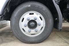 福田 奥铃新捷运 青春飞扬版 151马力 3.83米排半栏板轻卡(万里扬8档)(BJ1048V9JDA-AB2)