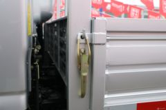 福田 奥铃新捷运 青春飞扬版 151马力 3.83米排半栏板轻卡(万里扬8档)(BJ1048V9JDA-AB2)