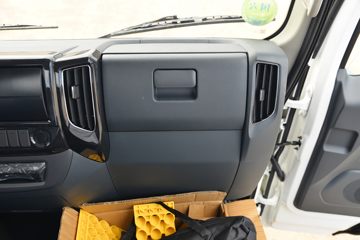 ���� �����½��� �ഺ�޵а� 146���� 4.17�׵��������Ῠ(����)(BJ1045V9JBA-AB8)ͼƬ