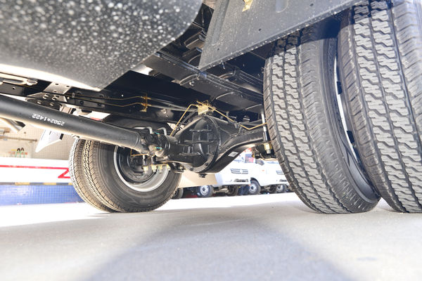 东风 小霸王W17 1.6L 123马力 3.6米单排栏板小卡