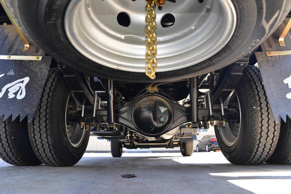 4.74������񳵣�����С����W15