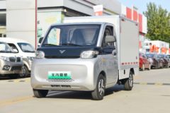 雷驰 仁T10 1.6T 2.025米单排电动厢式微卡15.12kWh
