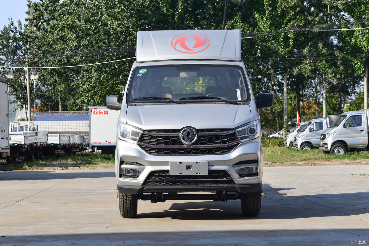 东风 小霸王W18 1.6L 122马力 3.3米单排栏板微卡