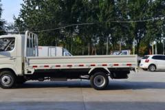 北汽瑞翔 博腾M3 舒适型 122马力 3.71米单排栏板微卡(BJ1030XMV1T)