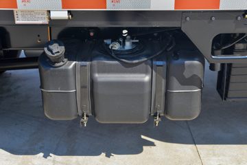 ���� С����W08 1.3L 91���� 3.05�׵�������С��(��̥)(EQ1036S60Q4A)ͼƬ