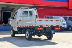 东风 小霸王W08 1.3L 91马力 汽油 2.7米单排栏板小卡(后单胎)(EQ1031S60Q4A)