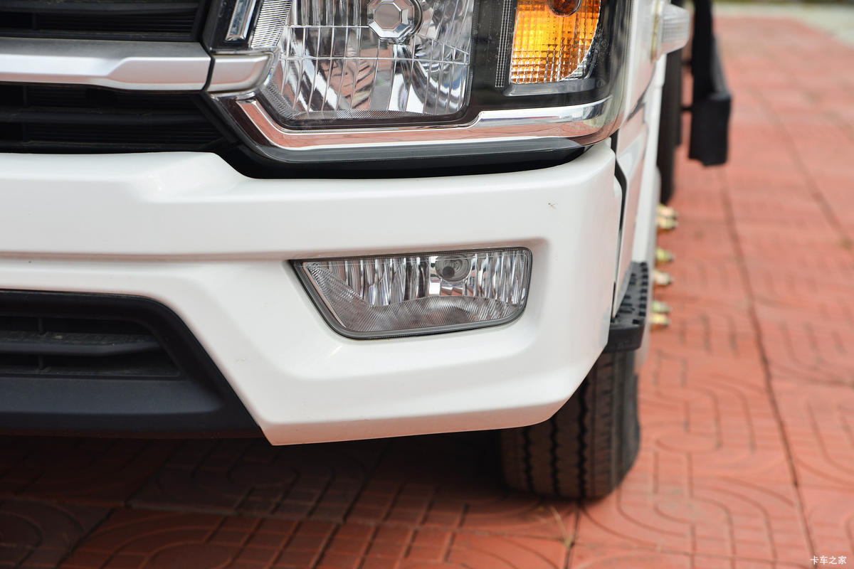 Ծ S80 95 4X2 3.55س()(SH5043XLCPEDBNZ)