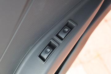 Ծ�� ����S80 95���� 4X2 3.55����س�(����)(SH5043XLCPEDBNZ)ͼƬ