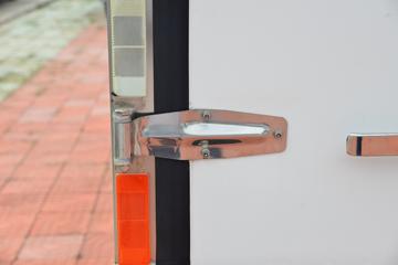 Ծ�� ����S80 95���� 4X2 3.55����س�(����)(SH5043XLCPEDBNZ)ͼƬ