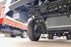 跃进 福星S80 1.6L 123马力 汽油 4.05米单排栏板小卡(国六)(SH1033PEGCNZ7)