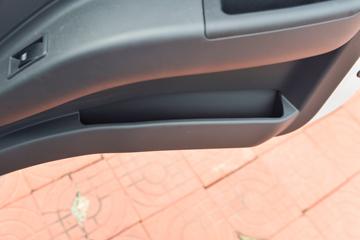 Ծ�� ����S80 95���� 4.05�׵��Ų�դʽС��ͼƬ