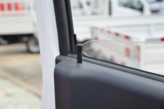 跃进 福星S100V 116马力 4.05米单排栏板小卡(SH1043PFDCNZ2)