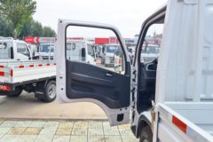 跃进 福星S100V 116马力 4.05米单排栏板小卡(SH1043PFDCNZ2)