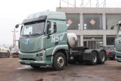 东风柳汽 乘龙H5V 480马力 6X4 LNG自动档牵引车(液缓)(LZ4250H7DM1)