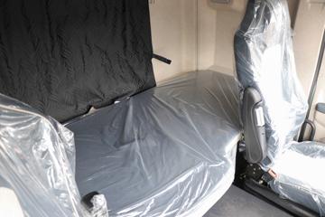 �������� ����H5V 480���� 6X4 LNG�Զ���ǣ����(Һ��)(LZ4250H7DM1)ͼƬ