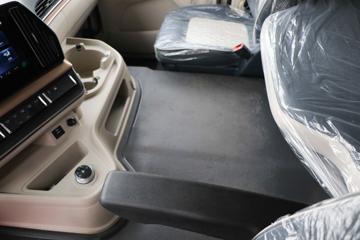 �������� ����H5V 480���� 6X4 LNG�Զ���ǣ����(Һ��)(LZ4250H7DM1)ͼƬ