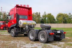 东风商用车 天龙KL重卡 460马力 6X4 LNG牵引车(国六)(液缓)(DFH4250D14)