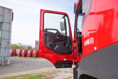 东风商用车 天龙KL重卡 460马力 6X4 LNG牵引车(国六)(液缓)(DFH4250D14)