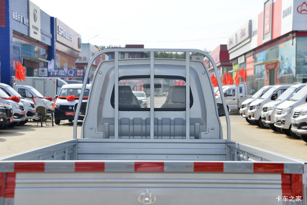 长安跨越X1 为回馈新老客户现车 ，，，