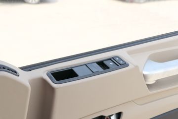 ���� �����A5X�ؿ� ��ֵ�� 350���� 8X2 9.7����������ʽ�ػ���(����)ͼƬ