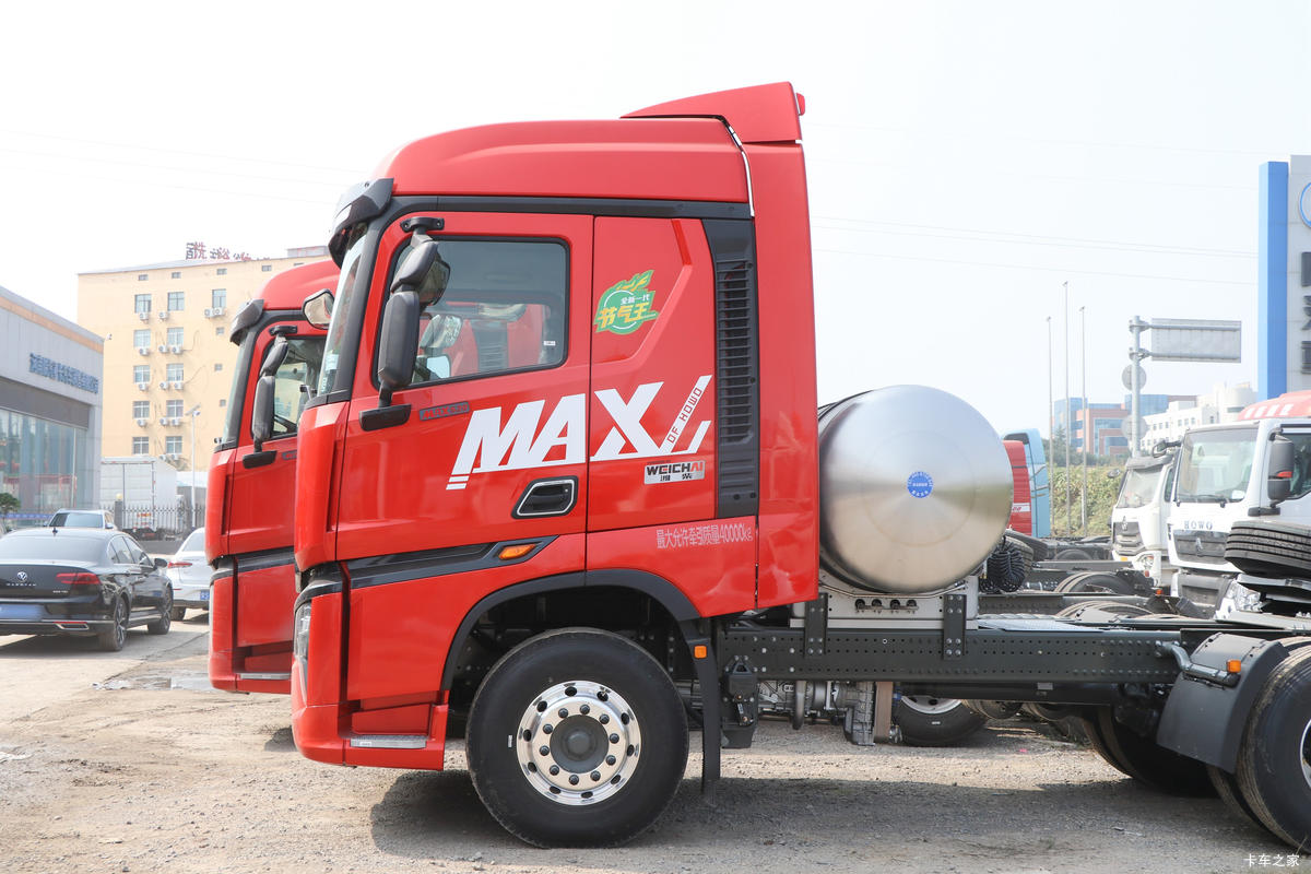 й HOWO Maxؿ 530 6X4 LNGǣ(Һ)                                                