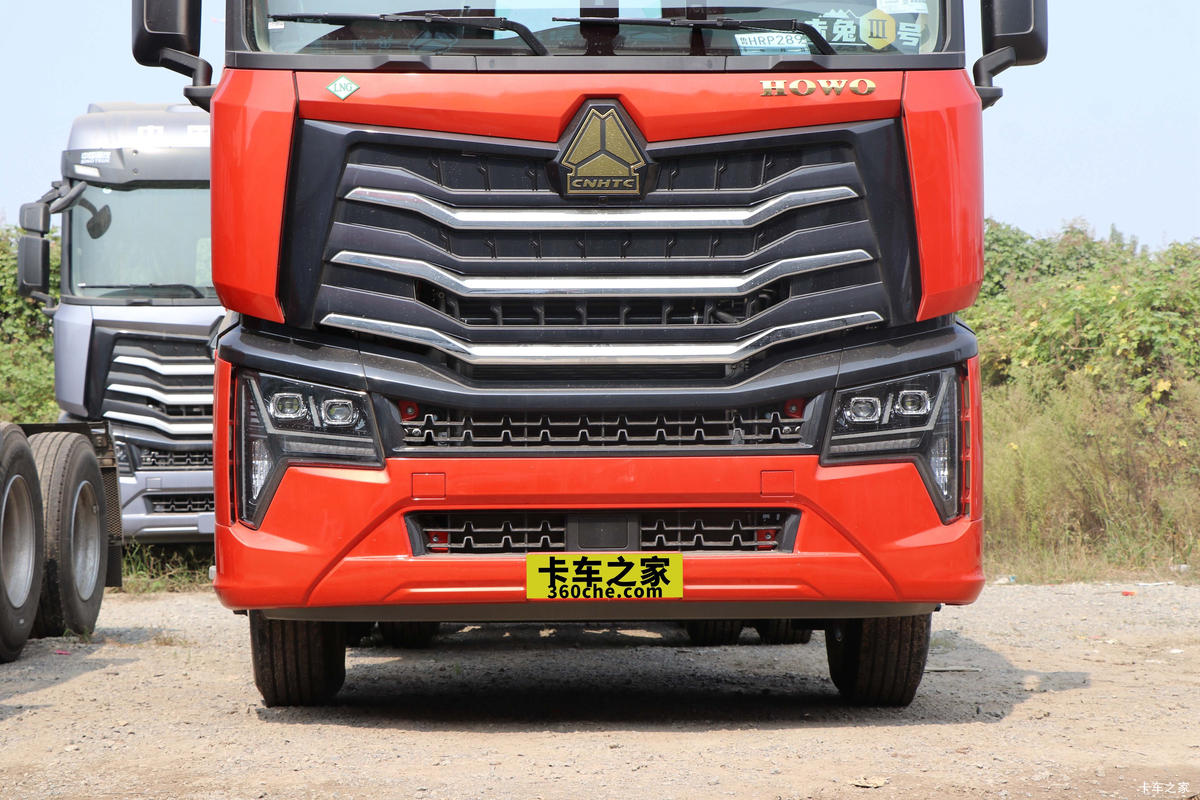 й HOWO Maxؿ 530 6X4 LNGǣ(Һ)                                                