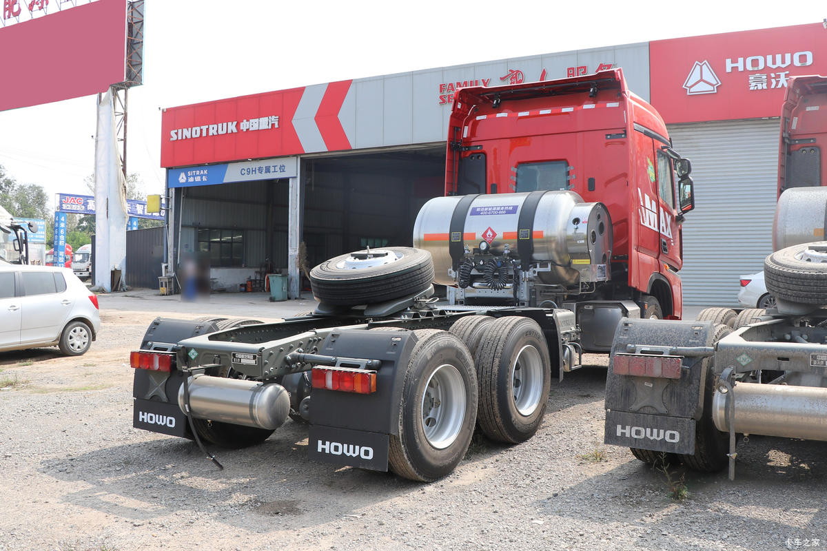 й HOWO Maxؿ 530 6X4 LNGǣ(Һ)                                                