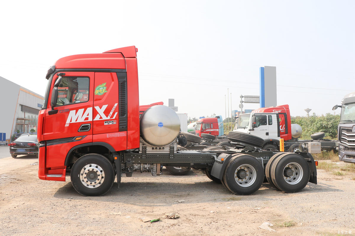 й HOWO Maxؿ 530 6X4 LNGǣ(Һ)                                                